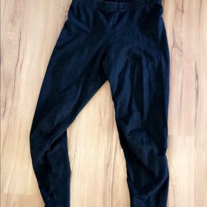 Black leggings